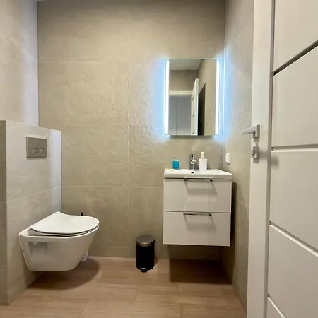 Madalinskiego Modern By Bookinghost Apartamento *